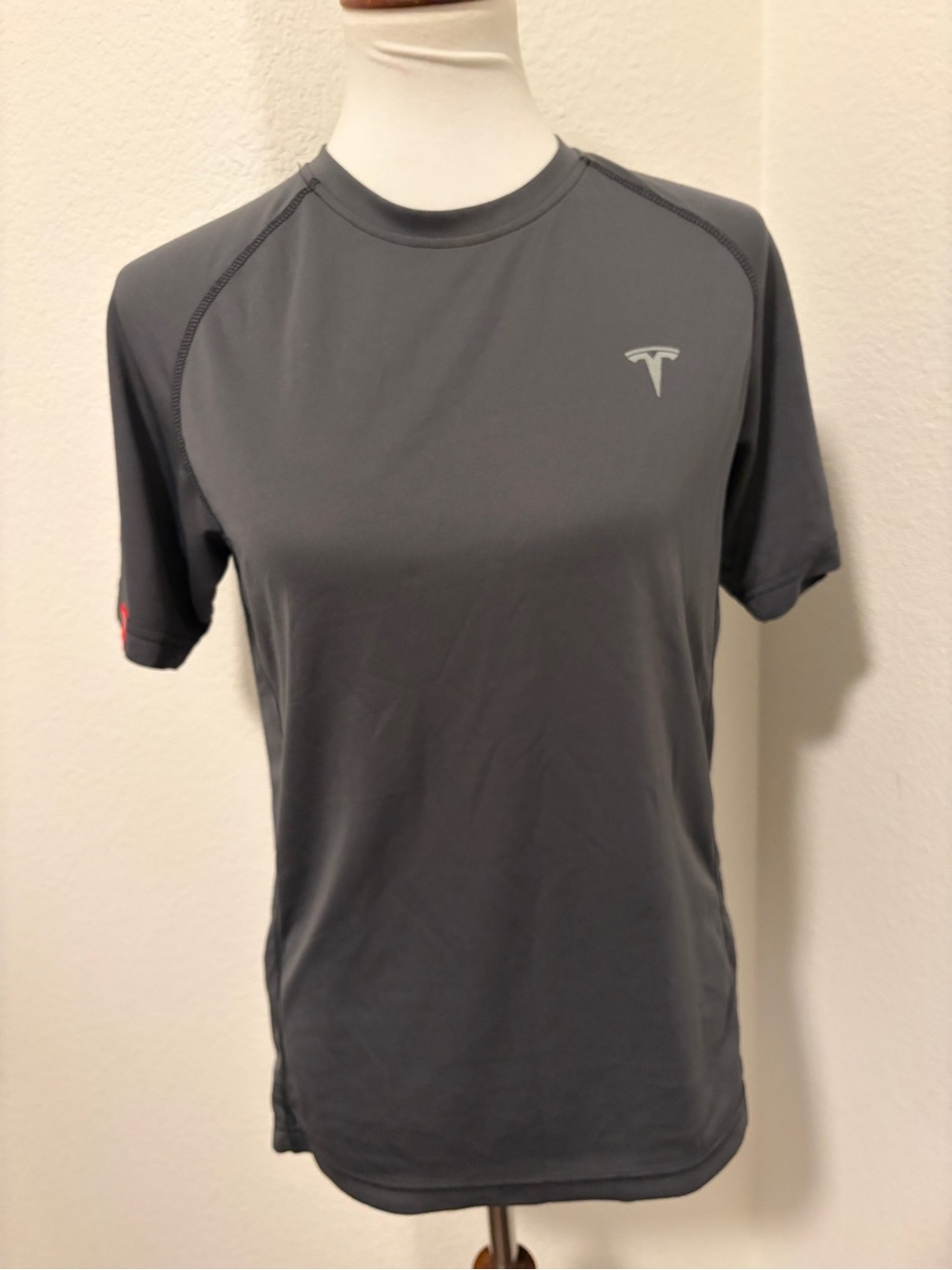 Tesla Short Sleeve Performance Tee — Charcoal Gray